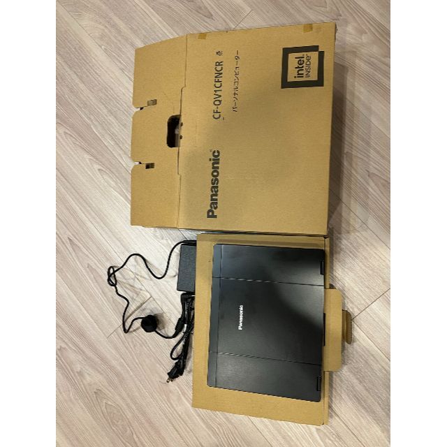 Panasonic(パナソニック)のPanasonic Let's note QV1 CF-QV1CFNCR 美品 スマホ/家電/カメラのPC/タブレット(ノートPC)の商品写真