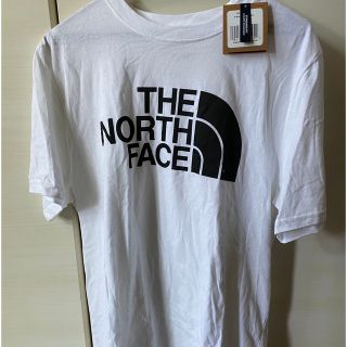 ザノースフェイス(THE NORTH FACE)の新品　ダグ付き　ノースフェイス　Ｔシャツ　M  アウトドア(Tシャツ/カットソー(半袖/袖なし))