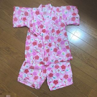 サンリオ - 女の子 キティーちゃん 120 甚平の通販 by ふたごまま's