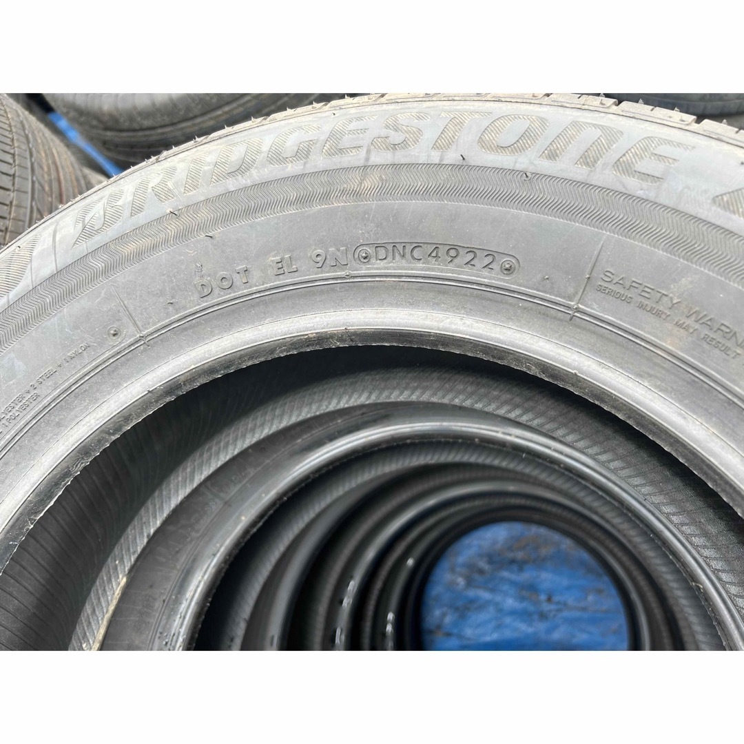 桜の花びら(厚みあり) 新車剥がし DUNLOP 195/65R15 22年製 サマー