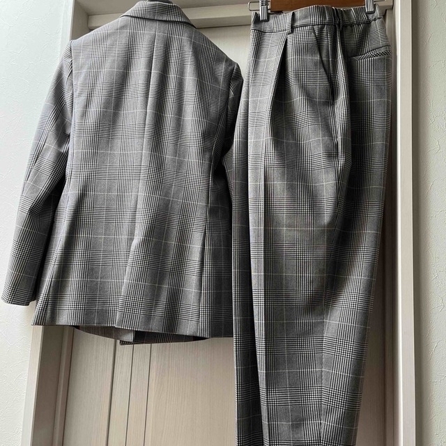 ORIHICA(オリヒカ)のクラッシーコラボORIHICAジャケットとパンツM グレンチェックのスーツ レディースのフォーマル/ドレス(スーツ)の商品写真