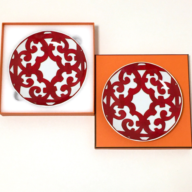 新品  食器 赤 ギフト プレート パンプレート　皿  2枚セット プレゼント