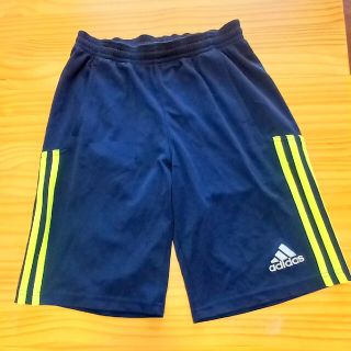 アディダス(adidas)のadidas　アディダス☆スポーツハーフパンツ140150cm(パンツ/スパッツ)