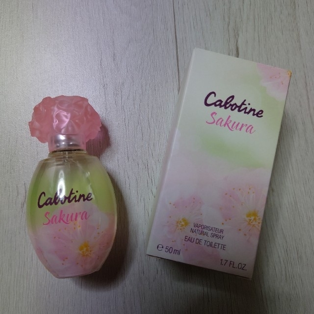 GRES CABOTINE(グレカボティーヌ)のグレ　カボティーヌ　sakura コスメ/美容の香水(香水(女性用))の商品写真
