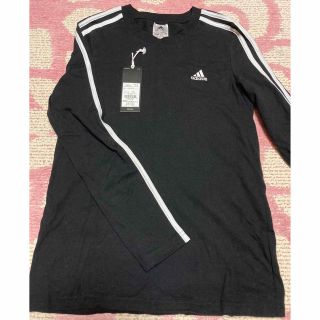 アディダス(adidas)のadidas   Tシャツ　トレーナー(Tシャツ(長袖/七分))