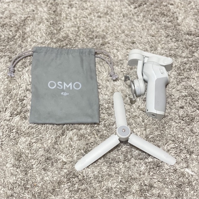 Inspire（DJI）(インスパイア)の【美品】dji OSMO OM4 ジンバル スタビライザー スマホ 自撮り棒 スマホ/家電/カメラのスマホアクセサリー(自撮り棒)の商品写真