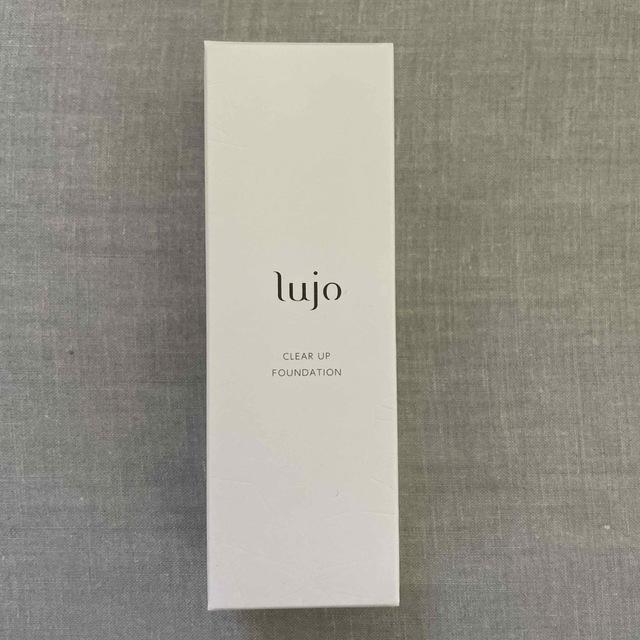 lujo クリアアップファンデーション SPF30 PA+++ ライトベージュ  コスメ/美容のベースメイク/化粧品(ファンデーション)の商品写真