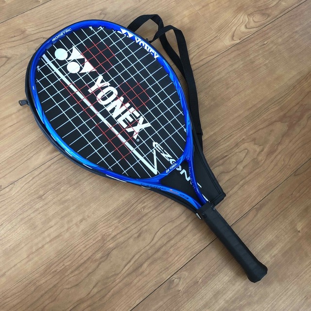 YONEX(ヨネックス)のテニスラケット　硬式　ジュニア スポーツ/アウトドアのテニス(ラケット)の商品写真