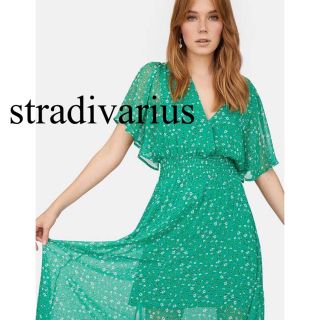 ザラ(ZARA)の新品　stradivarius ロングワンピース　ワンピース　花柄　人気　完売(ロングワンピース/マキシワンピース)