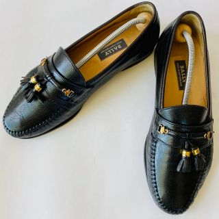 バリー(Bally)の【美品】BALLY バリー 黒 タッセルローファー 25cm 除菌・消臭済み(ドレス/ビジネス)