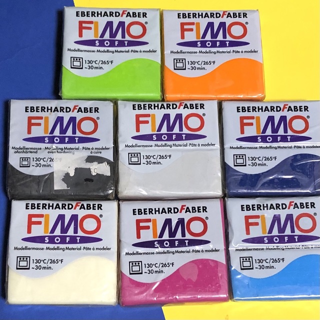 ◾️フィモソフト8個セット　FIMO SOFT オーブン粘土 ハンドメイドの素材/材料(その他)の商品写真