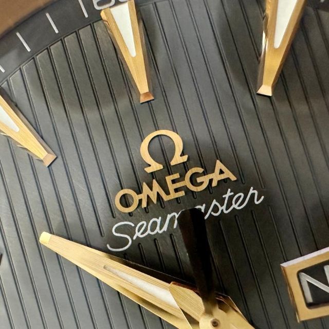 Omega オメガ 231.20.43.22.06.001 Seamaster