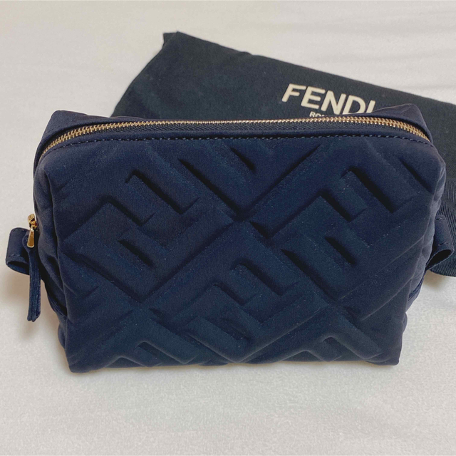 FENDI - 【最終値下げ】FENDI♡ポーチの通販 by *＊shop ...