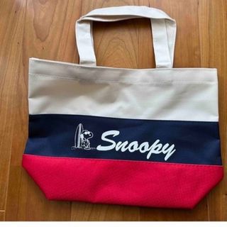 スヌーピー(SNOOPY)のSNOOPY スヌーピー　トリコロール　ランチバック　新品未使用(ノベルティグッズ)