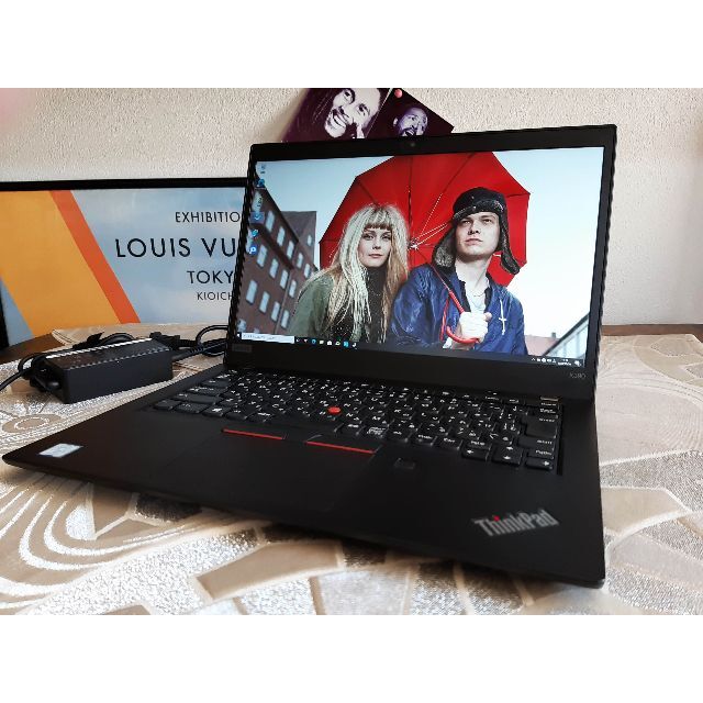 X390 Lenovo 8世代 i5 256G NVMe 8G FHD | unimac.az
