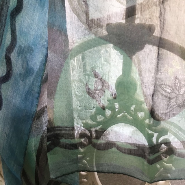 CHANEL(シャネル)の♡シャネルスカーフ　シルク100％ブルー♡ ハンドメイドのファッション小物(スカーフ)の商品写真