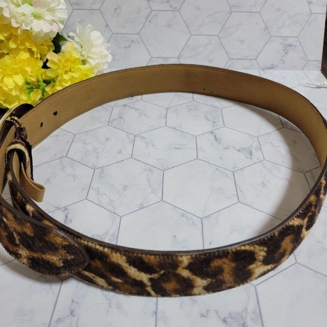 PRADA ゴールド×ヒョウ柄 お洒落 ベルト レオパード デカロゴ スーツ