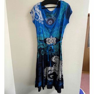 デシグアル(DESIGUAL)の【美品】Ｄｅｓｉｇｕａｌテシグアル　ワンピース(ひざ丈ワンピース)