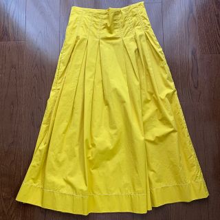 ザラ(ZARA)のZARAイエローロングスカート(ロングスカート)