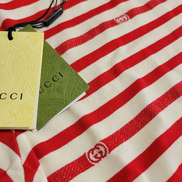Gucci - GUCCI タグ付き ボーダー ロゴ Tシャツ 可愛い プレゼント
