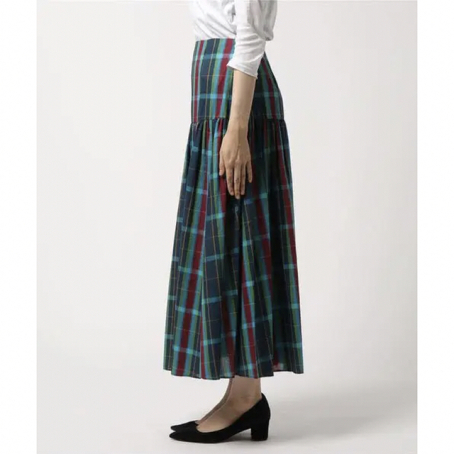 IENA(イエナ)の新品未開封紙タグ付　イエナ　マドラスチェック マキシスカート　¥15,400 レディースのスカート(ロングスカート)の商品写真