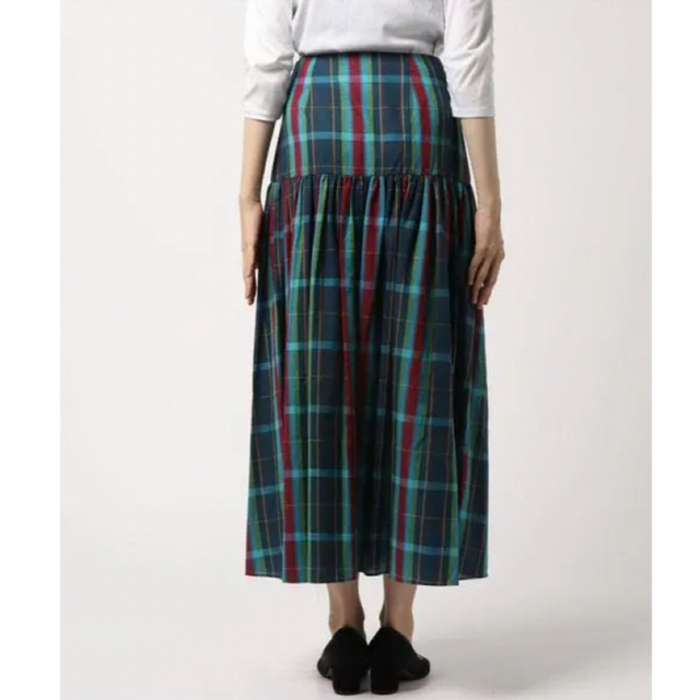 IENA(イエナ)の新品未開封紙タグ付　イエナ　マドラスチェック マキシスカート　¥15,400 レディースのスカート(ロングスカート)の商品写真