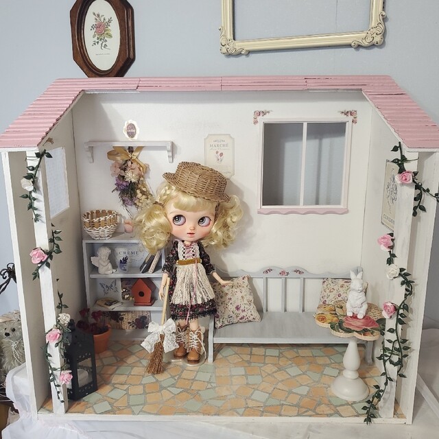 ピンク屋根*薔薇ローズガーデン*ドールハウス*ハンドメイド*ブライス ...