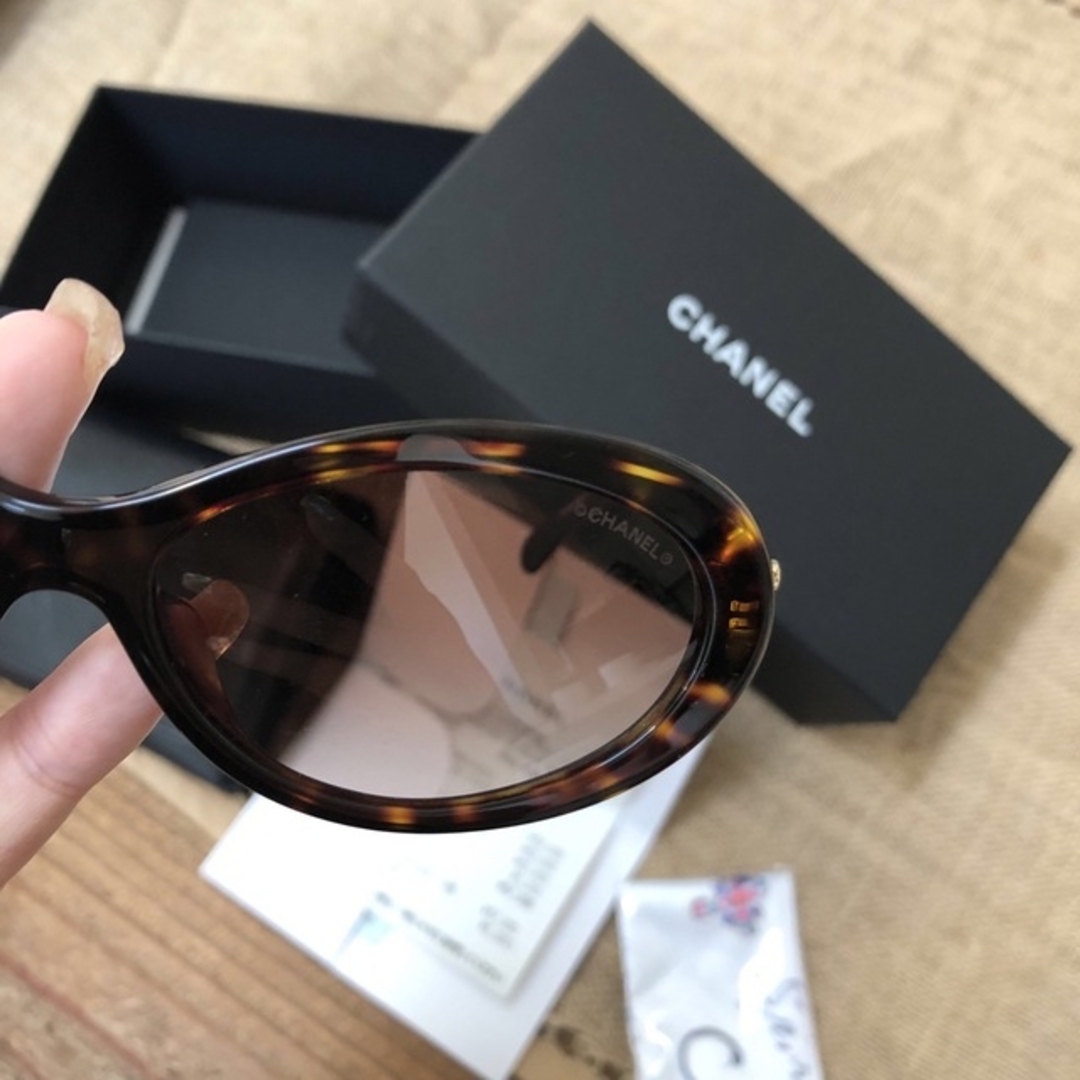 CHANEL サングラス　オーバルシェイプアイウェア