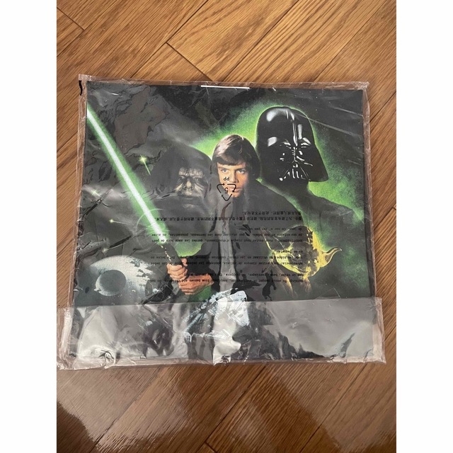 即完売】 Kith Luke Poster Vintage Tee Sサイズ-