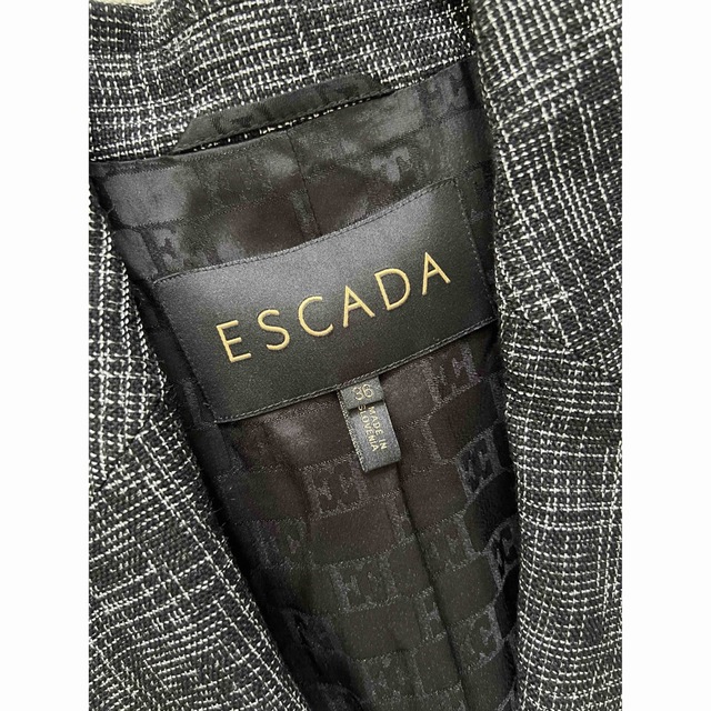 ESCADA(エスカーダ)のサイズ36 ESCADA パンツスーツ  レディースのフォーマル/ドレス(スーツ)の商品写真