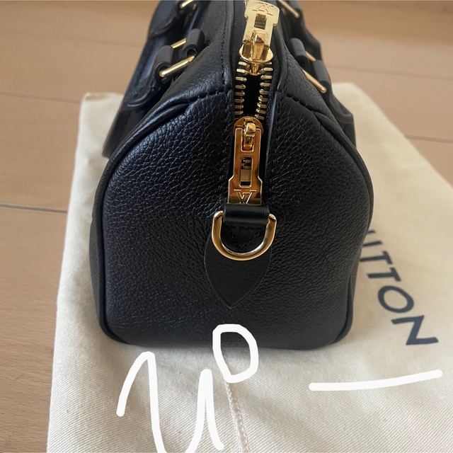 LOUIS VUITTON(ルイヴィトン)のルイヴィトン　スピーディ・バンドリエール 20 ブラック レディースのバッグ(ショルダーバッグ)の商品写真