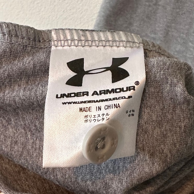 UNDER ARMOUR(アンダーアーマー)のアンダーアーマー　ポロシャツXL エンタメ/ホビーのコレクション(その他)の商品写真