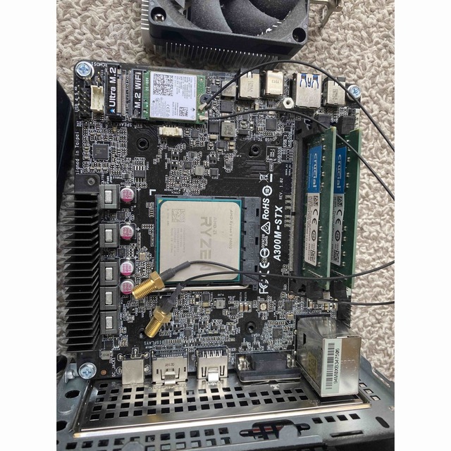 Ryzen5 2400G・DeskMini A300(デスクミニa300)-