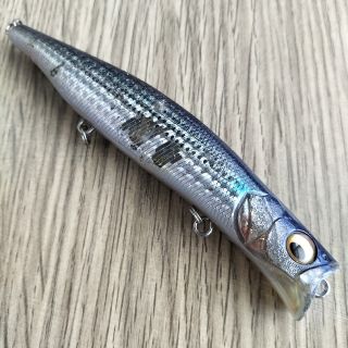 メガバス(Megabass)のジャンク品！メガバス　カゲロウ 124F(ルアー用品)