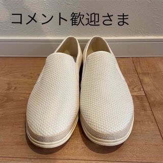 ジーユー(GU)の『新品』GU   メンズ白スリッポン(スリッポン/モカシン)