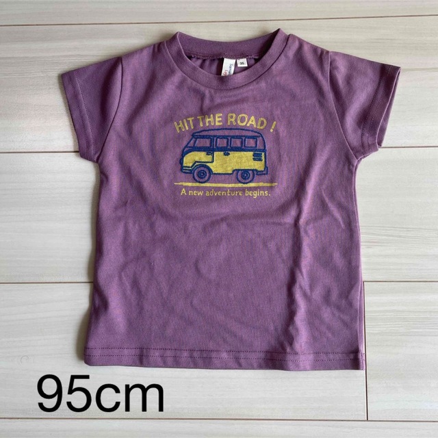 【新品タグ付き】Tシャツ キッズ/ベビー/マタニティのキッズ服男の子用(90cm~)(Tシャツ/カットソー)の商品写真