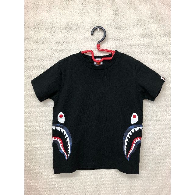 A BATHING APE(アベイシングエイプ)のA BATHING APE☆エイプ　ベイプ　Tシャツ 120  キッズ/ベビー/マタニティのキッズ服男の子用(90cm~)(Tシャツ/カットソー)の商品写真