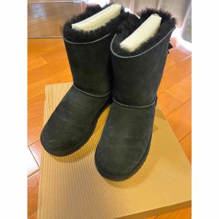 アグ(UGG)のUGG ムートンブーツ(ブーツ)