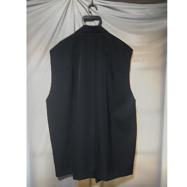 UJOH(ウジョー)のUJOH / ウジョー　6BW Big Vest ブラック メンズのジャケット/アウター(テーラードジャケット)の商品写真
