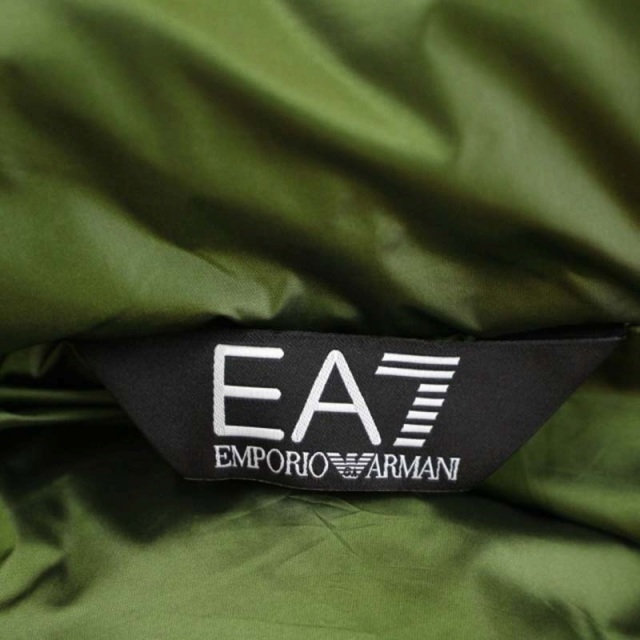 Emporio Armani(エンポリオアルマーニ)のエンポリオアルマーニ EA7 中綿パデットベスト LPQ03PN2MZ メンズのジャケット/アウター(その他)の商品写真