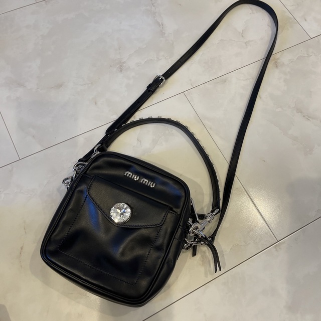 お買得】 【大幅値下げ】ミュウミュウ miumiu ミニボストン ブラック