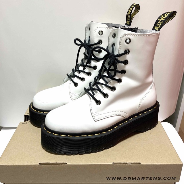 レディースdr.martens jadon 8ホール 厚底 ホワイト UK5