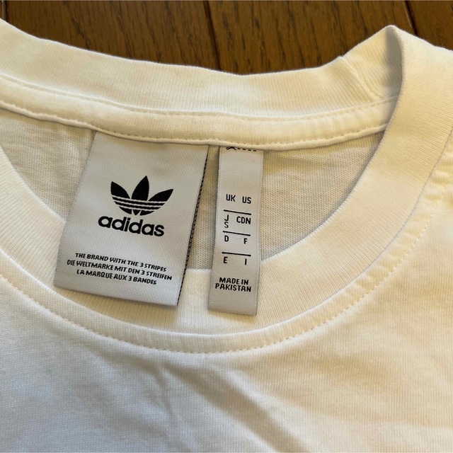 adidas(アディダス)のadidas 男女　Tシャツ レディースのトップス(Tシャツ(半袖/袖なし))の商品写真