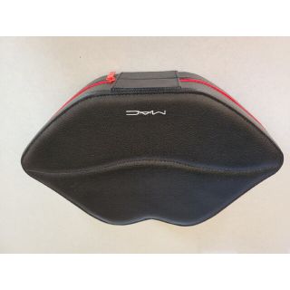 マック(MAC)の#カピ様専用 美品● 限定 MAC リップクラッチ　マック　ポーチ　バッグ(その他)