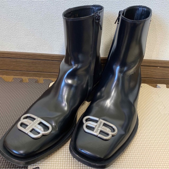 人気商品ランキング Balenciaga - ロゴ ブーツ BALENCIAGA ブーツ
