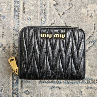 ミュウミュウ(miumiu)の※e477312o様専用※【miumiu】マトラッセ コインケース(財布)