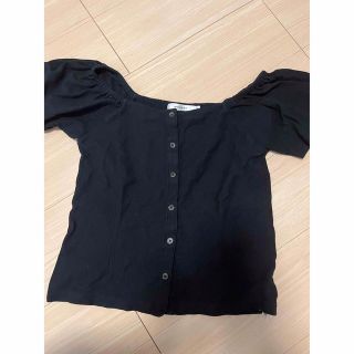 マウジー(moussy)のmoussyオフショルトップス　美品(カットソー(半袖/袖なし))