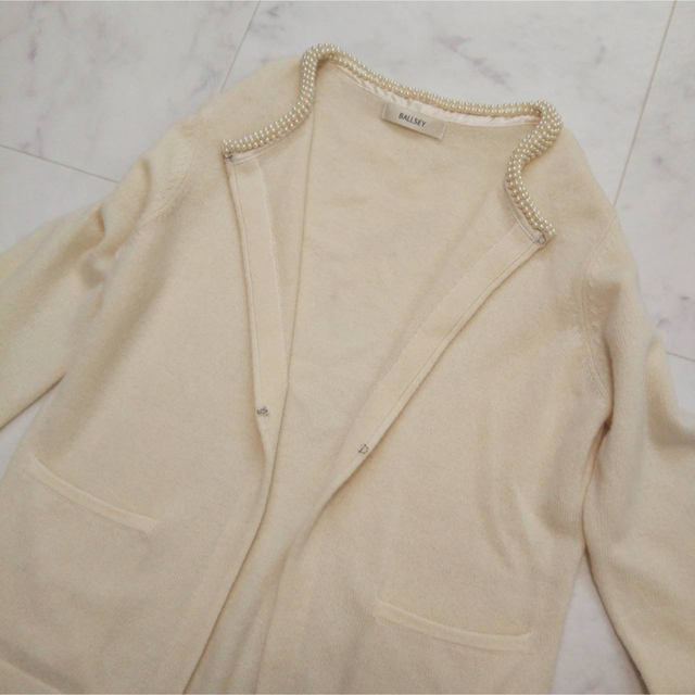 Ballsey パール 装飾 カーディガン ノーカラー 大人綺麗め クリーム