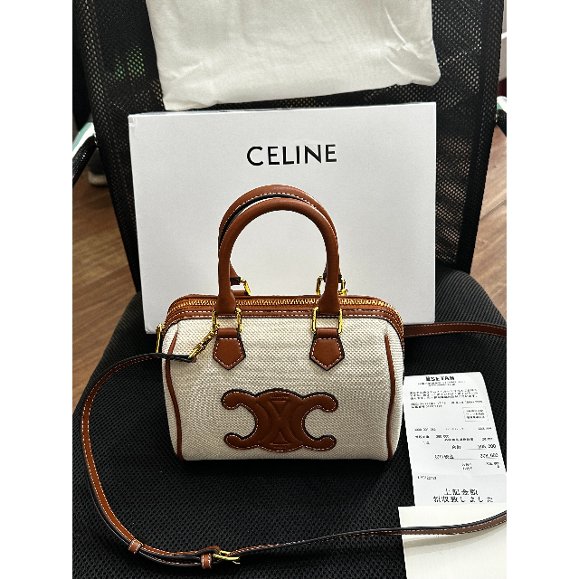 信頼 celine - 完売品 セリーヌ スモールボストン キュイルトリオンフ ショルダーバッグ ショルダーバッグ