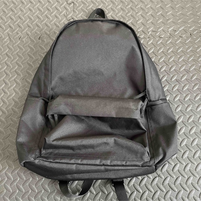 MUJI (無印良品)(ムジルシリョウヒン)の無印　MUJI 肩の負担を軽くする　PCポケット付きリュック レディースのバッグ(リュック/バックパック)の商品写真